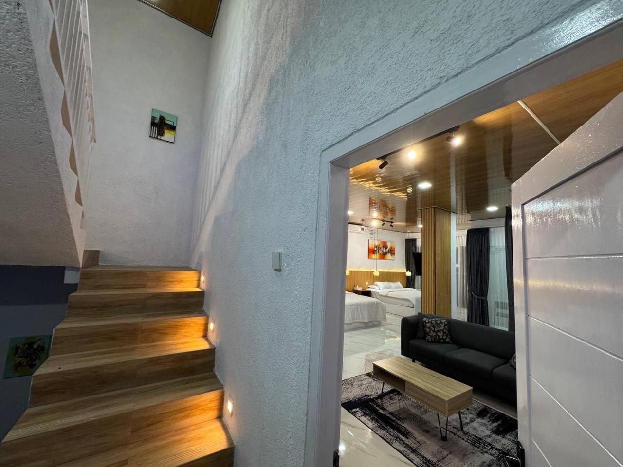 Sunset Lawu Kemuning, Villa, Full House 3 Bed, Free Bbq, Free Float Light Breakfast Karanganyar  Exterior photo